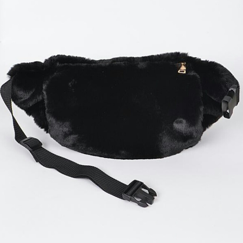 NWOT Faux Fur Fanny Pack w/ Hand Warmer